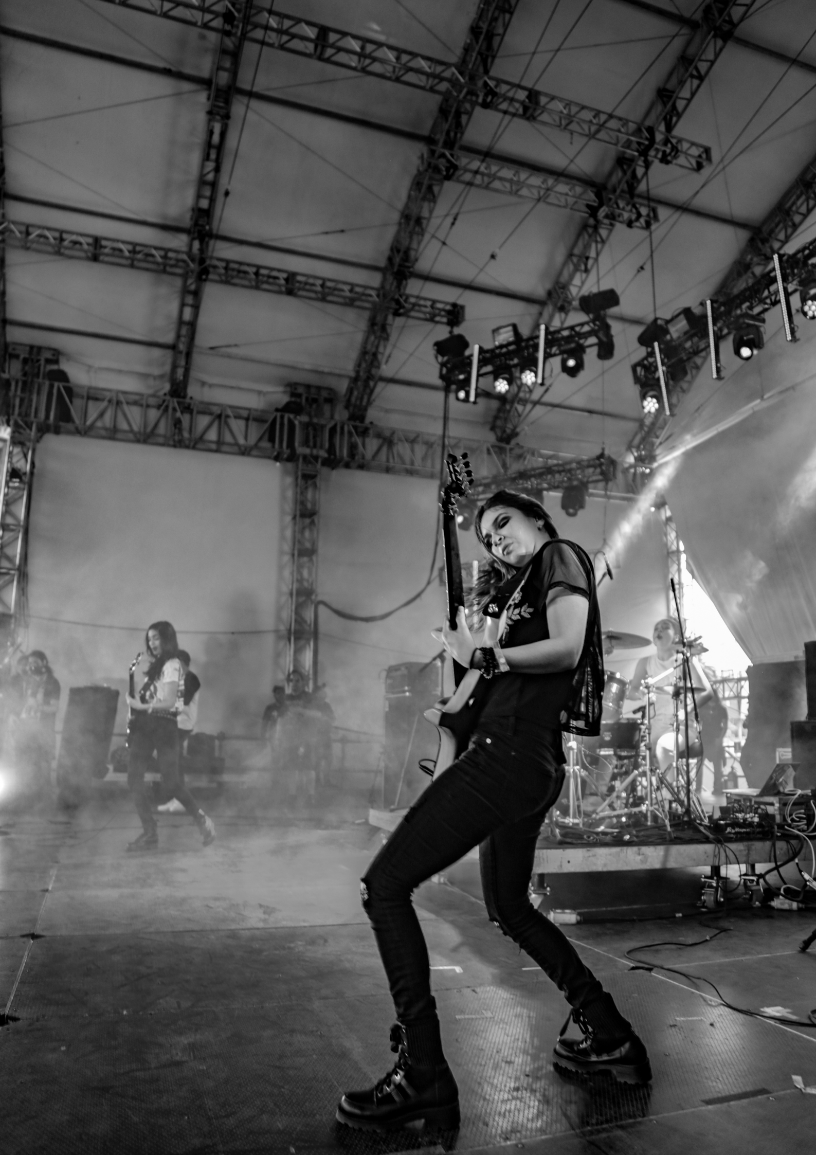 Live Show — 18